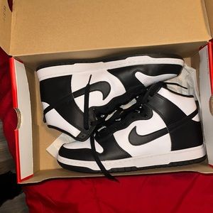 Nike dunk highs top